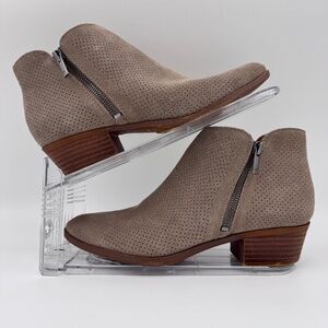 EUC Lucky Brand Bayley 2 Perforated Suede Ankle Booties Taupe Women's Size 9M
